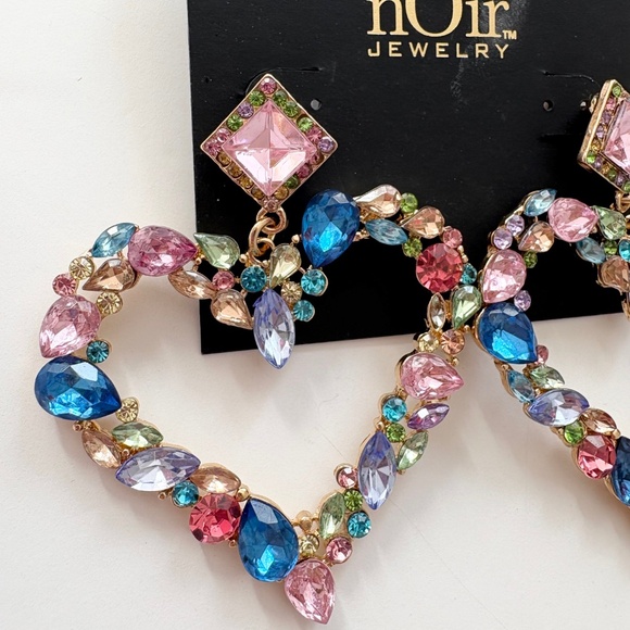 Noir NYC giant gemstones heart pendant earrings - Picture 2 of 3
